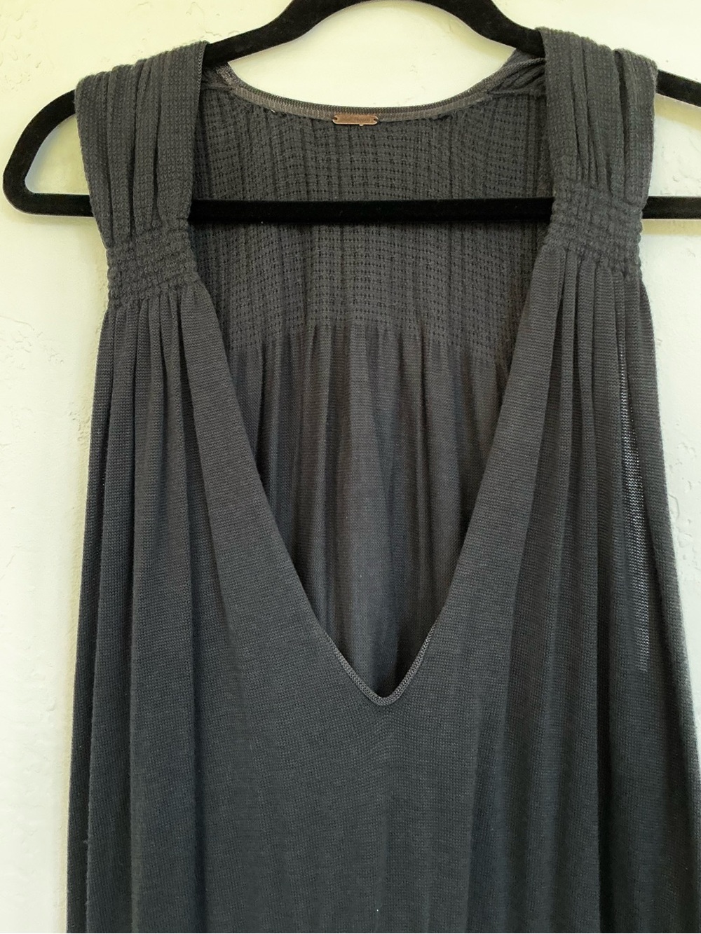 Free People Deep V-Neck Lightweight Knit Dropped Waist Tunic Top - Charcoal - Picture 2 of 9